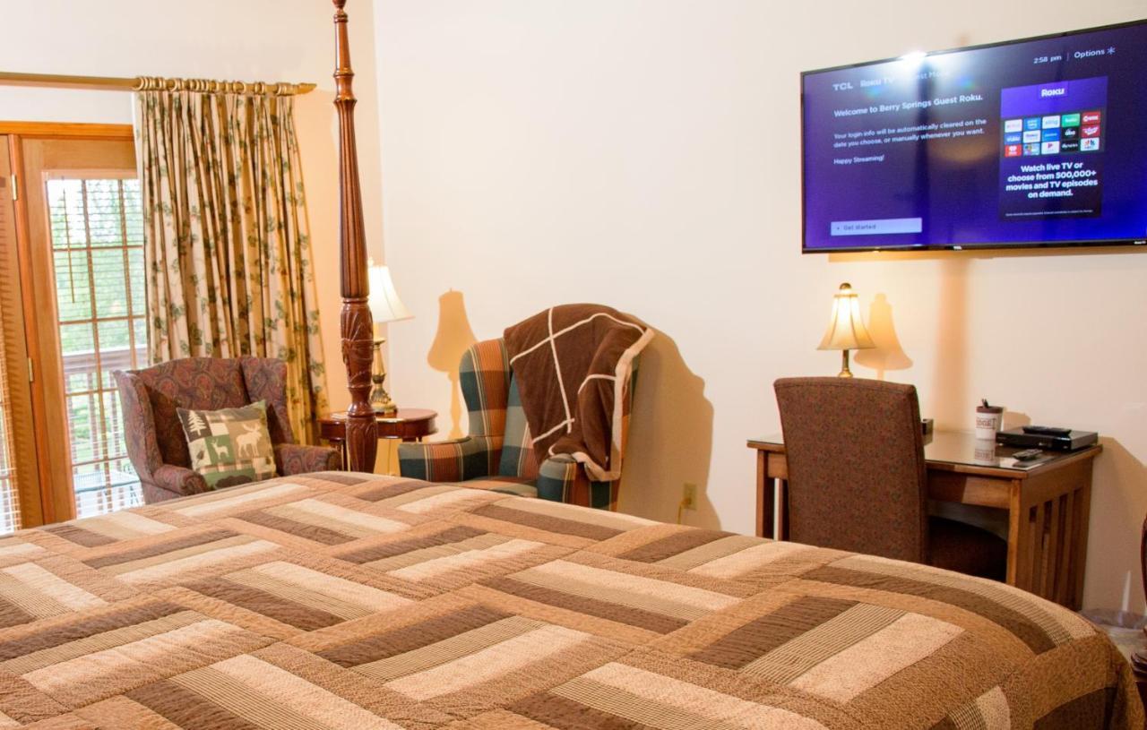 Berry Springs Lodge Sevierville Extérieur photo