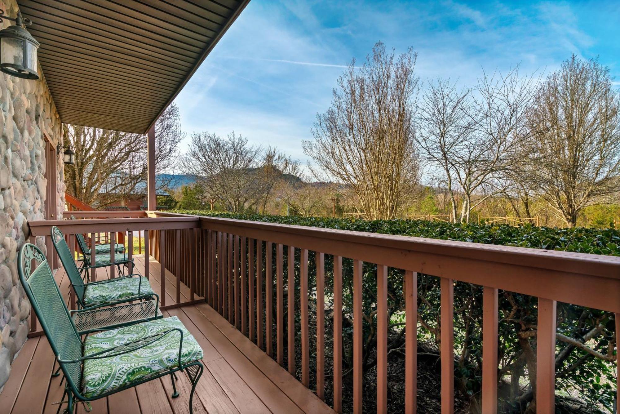 Berry Springs Lodge Sevierville Extérieur photo